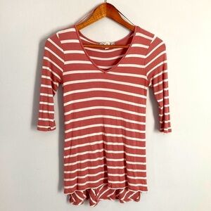 Pink Republic XS Pink & White Long Top